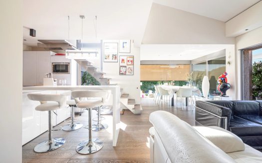 EN PLEIN COEUR DU CAP FERRAT- VILLA D’ARCHITECTE