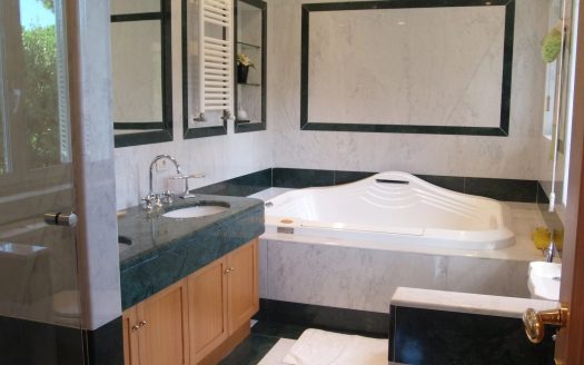 Saint-Jean-Cap-Ferrat, Villa Agréable