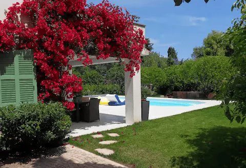 4 pièces en rez de chaussée de villa