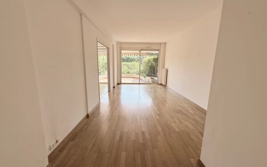 Beaulieu s/m, Riviera Française, 92 m², 3 ch,Terrasse & Jardin, cave et garage