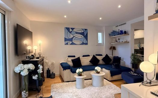 Appartement de charme avec terrasse plein sud — À deux pas des plages et des commerces