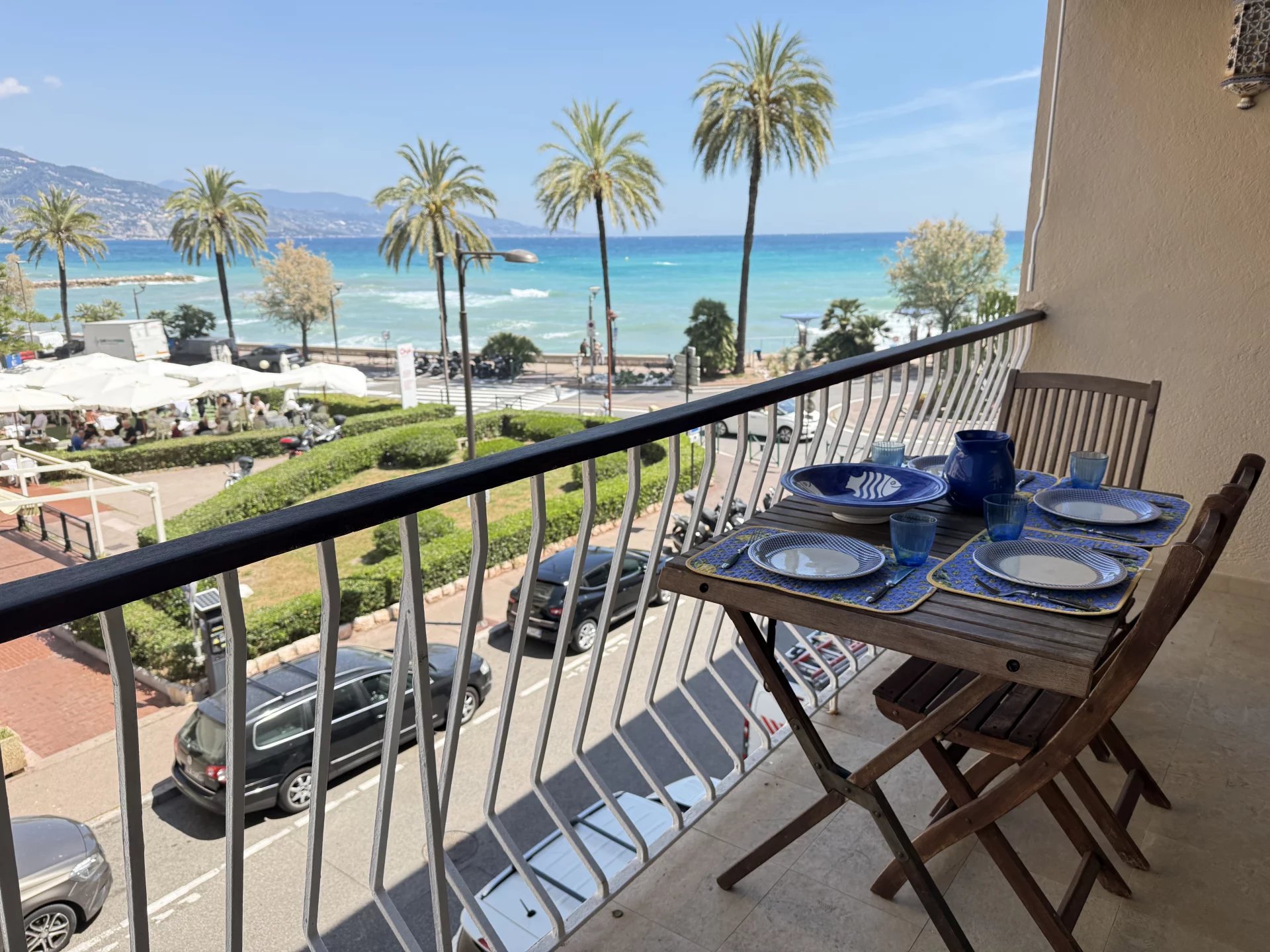 Roquebrune Cap Martin, 3pcs bord de mer avec garage et cave