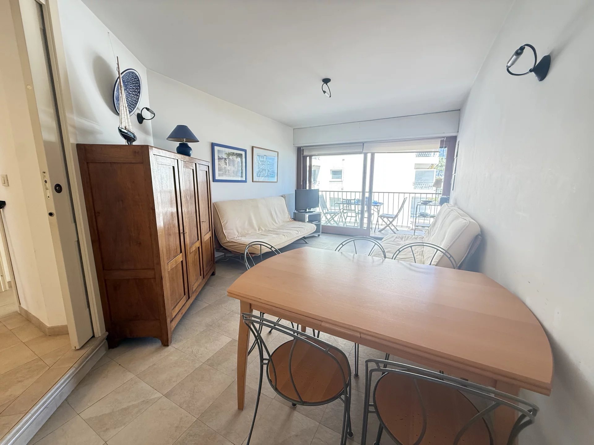 Roquebrune Cap Martin, 3pcs bord de mer avec garage et cave